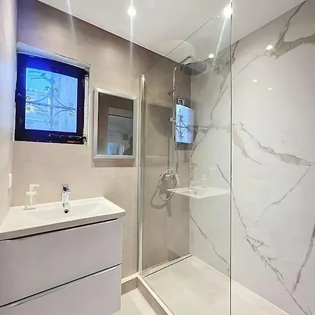 Le Forville By Apirent #central #climatisation #wifi Cannes